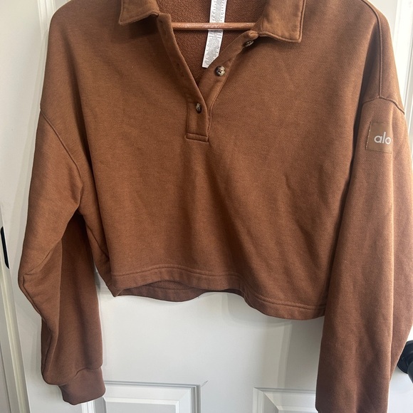 ALO Yoga Tops - ALO Yoga Women's Brown Polo crop rugby shirt. Size S. Runs large!